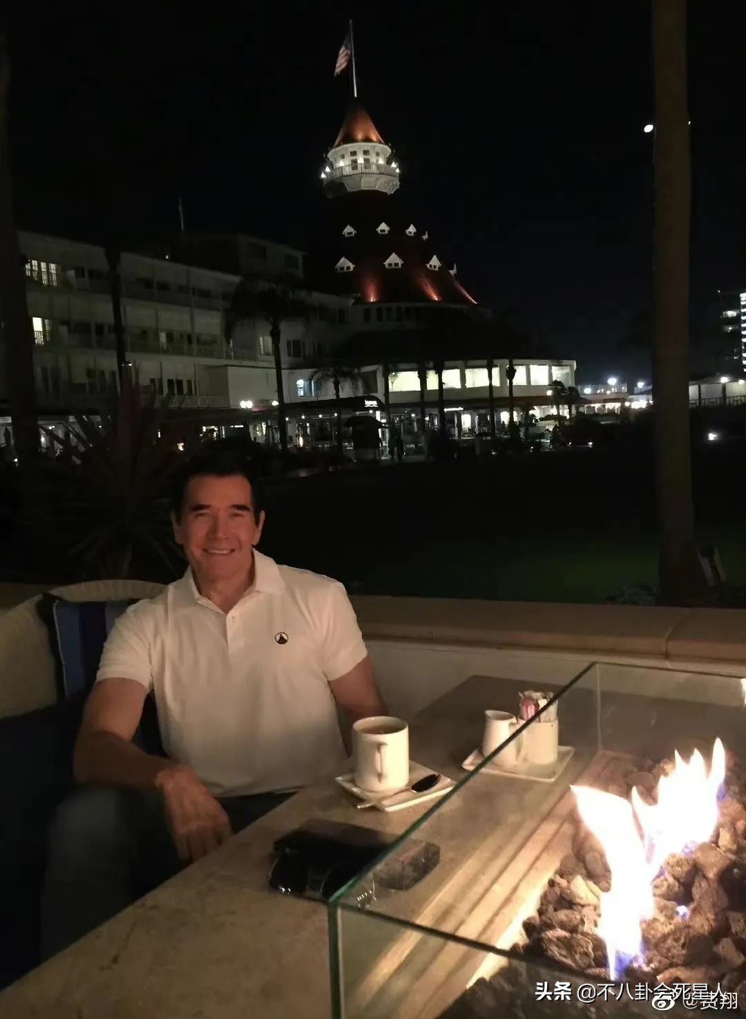 至今未婚的7位港台男神，个个身价不菲，最大61岁最小40岁