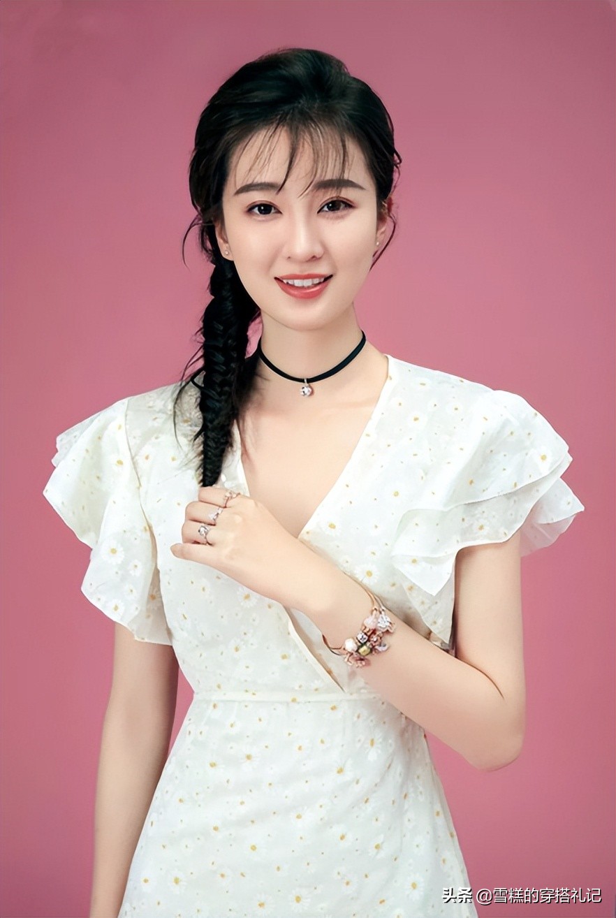 方脸、圆脸都不算什么，“扁平脸”才可怕！形象颜值还很难拯救