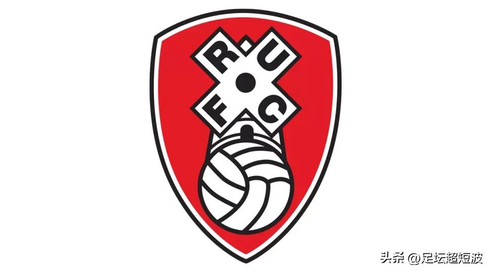 设计进队徽的球队,但显然他们的设计没有弄好,风车和足球的比例失调