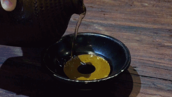 酒是个好东西，醉于不觉间，醒在不知处