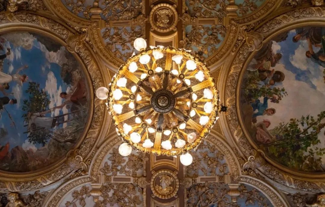 周杰伦MV里，藏着你不知道的美味巴黎