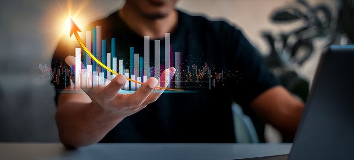 资本给出2大警告信号，艰难的复苏期，普通人还有机会吗