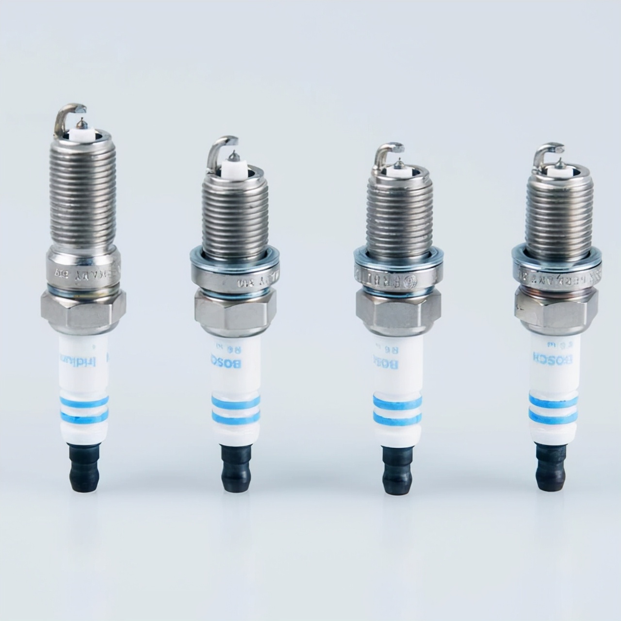 汽車出現4個問題時，并非積碳引起，而是該換火花塞了