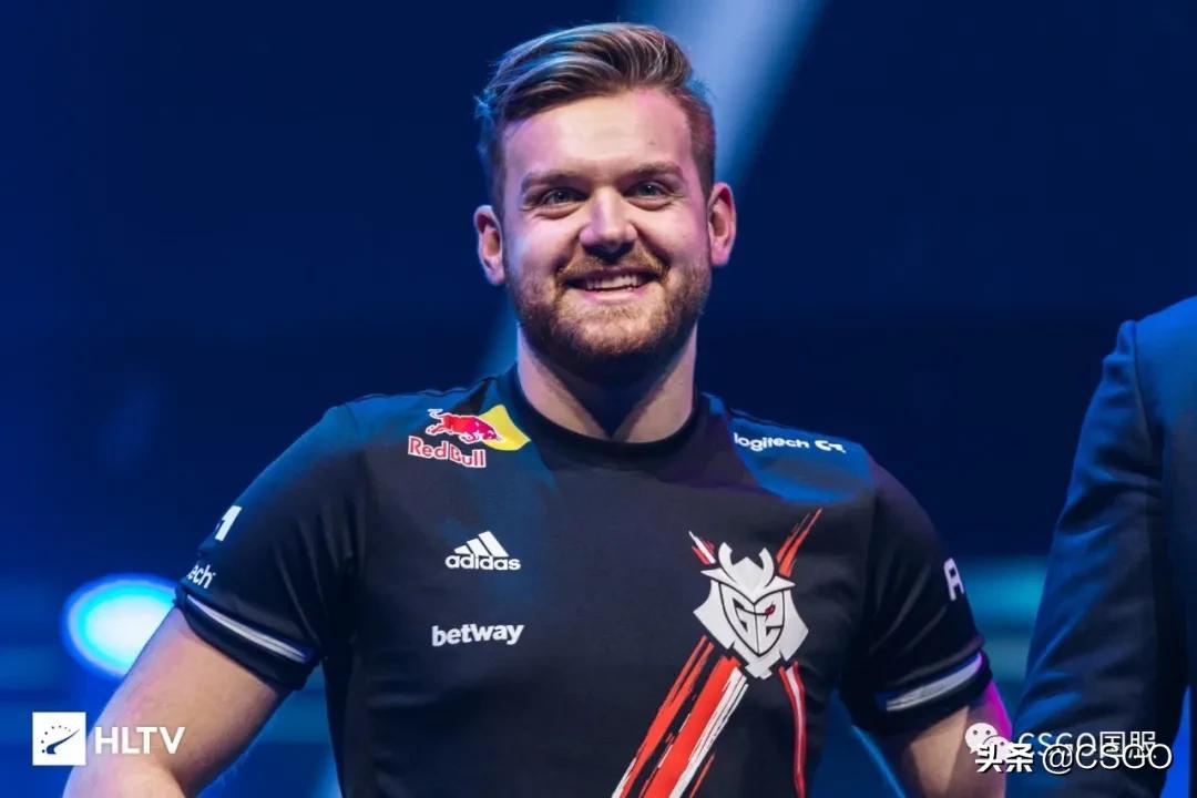 情侣头像csgo(「2021top20」第12名:波黑欧尼酱hunter)