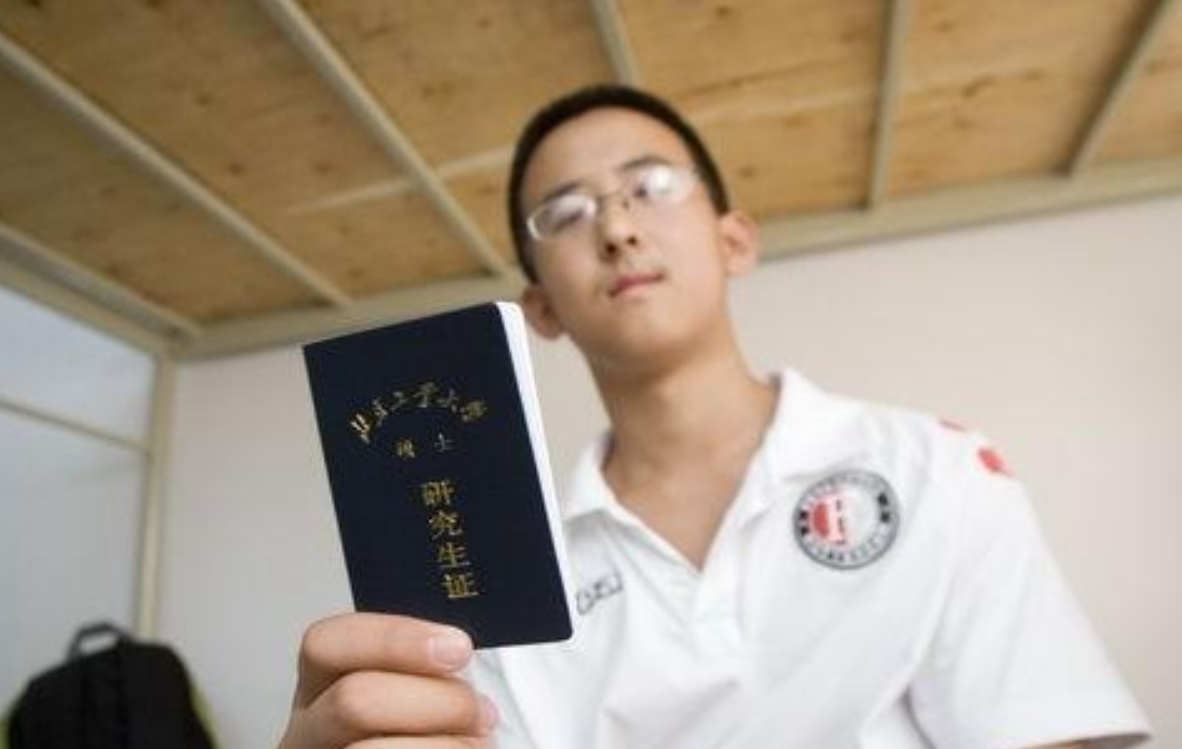 那个10岁参加高考，16岁读博，强迫父母在北京买房的男孩现状如何