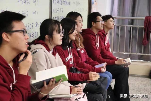 学这三个科目的师范生有福了，毕业薪资高，福利和发展前景好