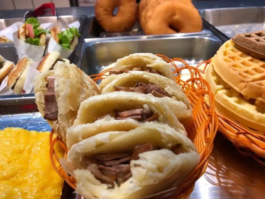 內蒙古10大經典美食，原滋原味，全是當地特色，吃一次就忘不掉