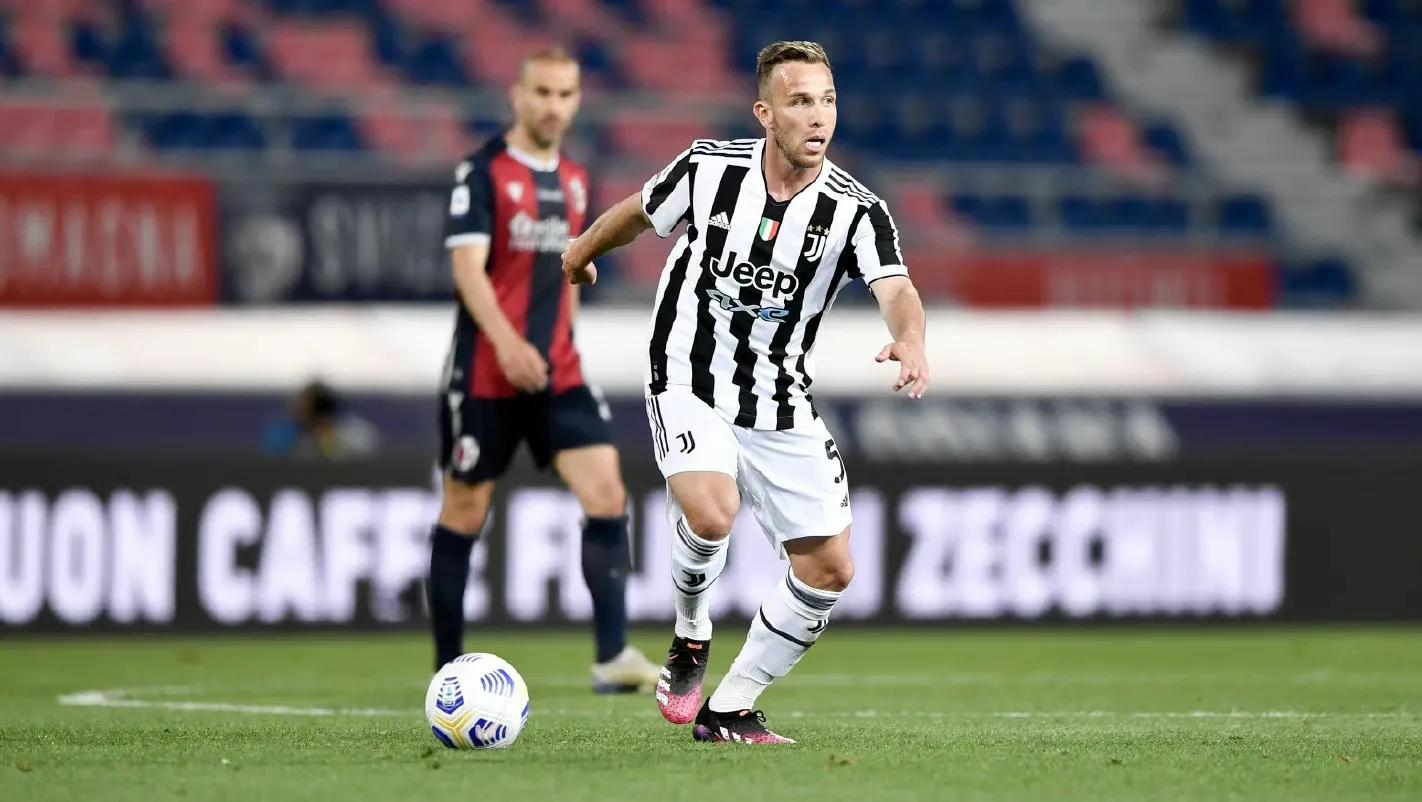 电话队尤文图斯（艰难争4！意甲9冠王尤文如今的境遇16年前的“电话门”已有迹可寻）