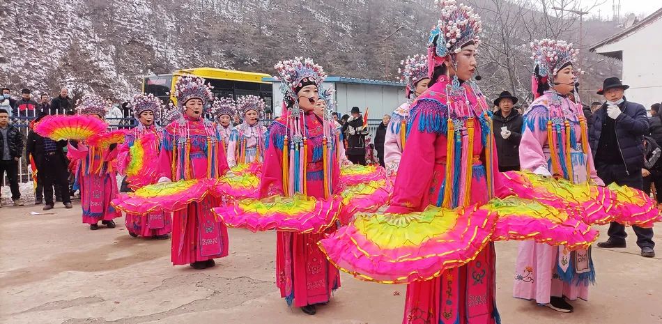 没有社火的过年，不叫过年！天水周家坪村民耍社火闹新春（组图）