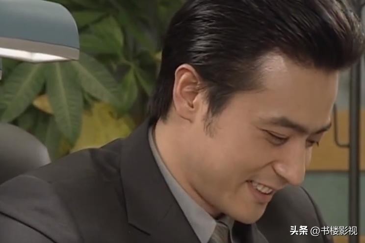 韩剧夏娃第二集52分钟插曲(那些年我追过的韩剧-《夏娃的诱惑》（又名《爱上女主播》）)
