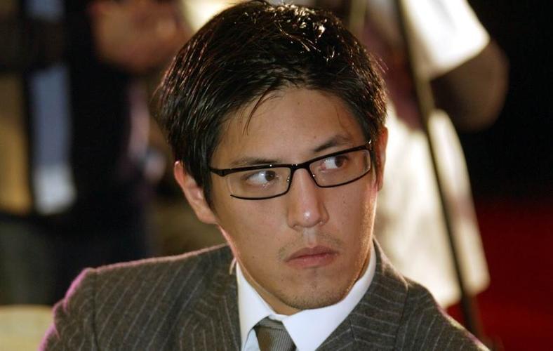 豪门出渣男！她嫁给台湾大众情人，却倒贴老公10年、惨遭小三上位