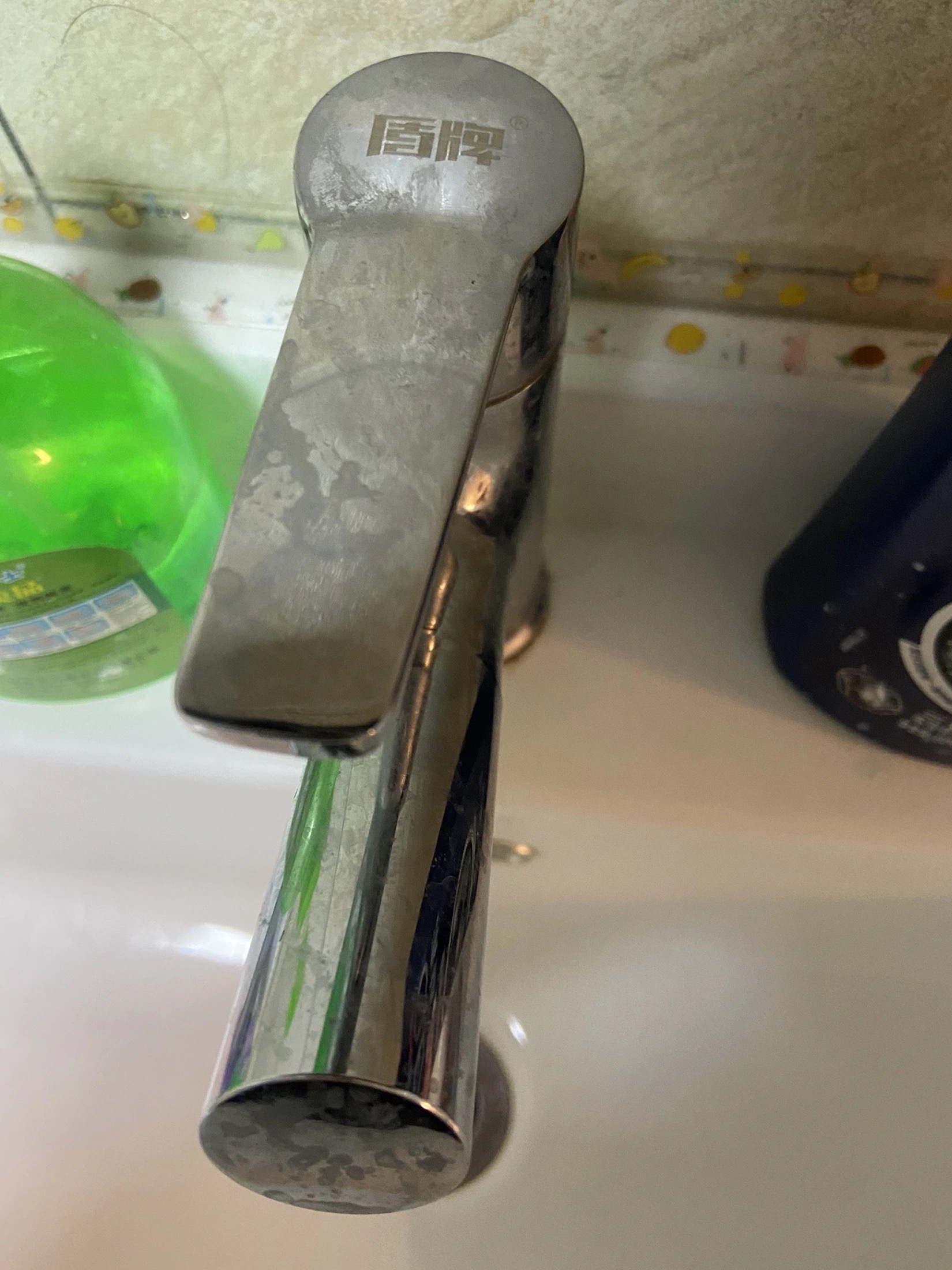 没有窗户的卫生间，却得到无数人的点赞，只因这几个细节做得好