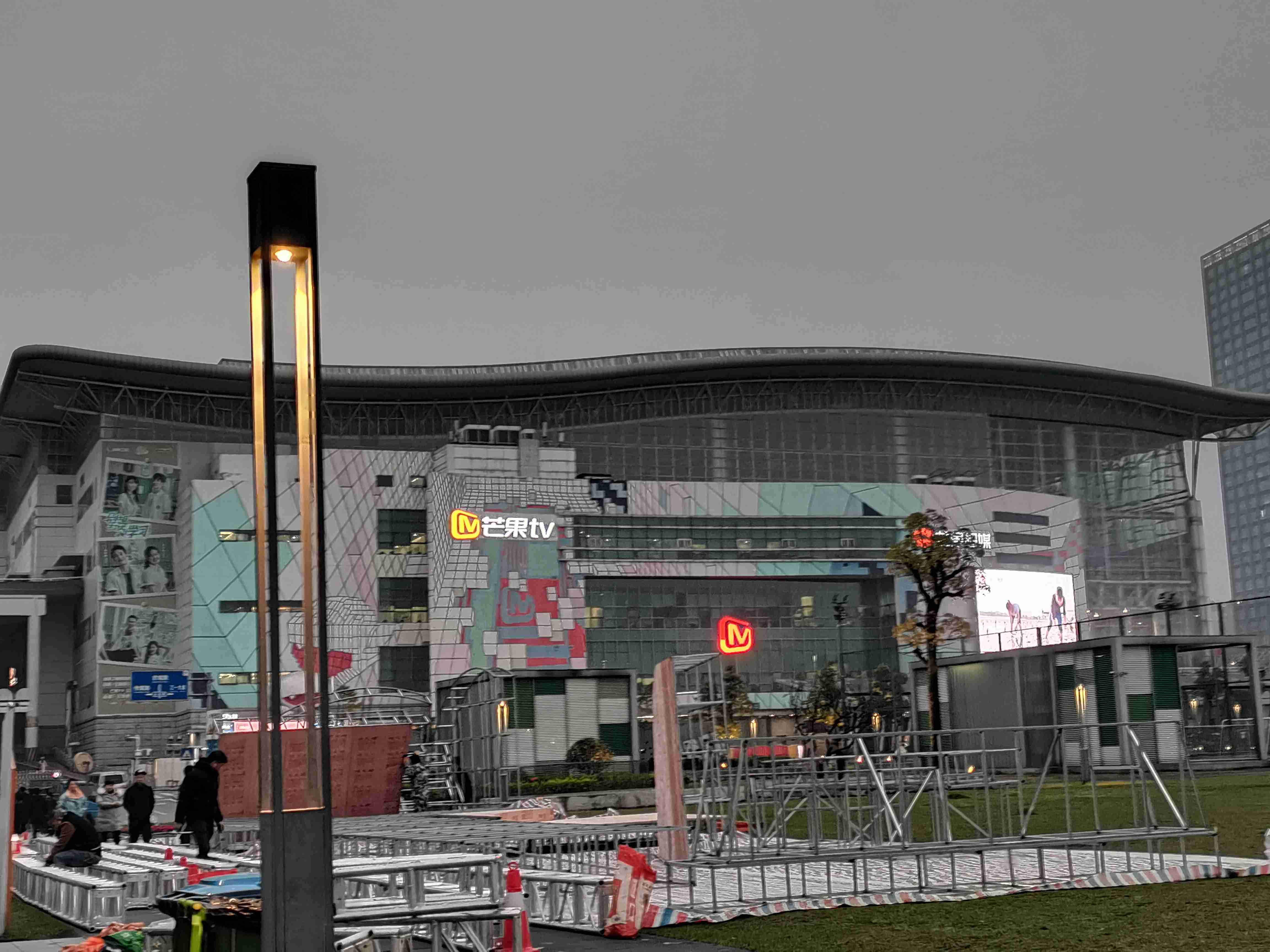 芒果超媒路在何方？