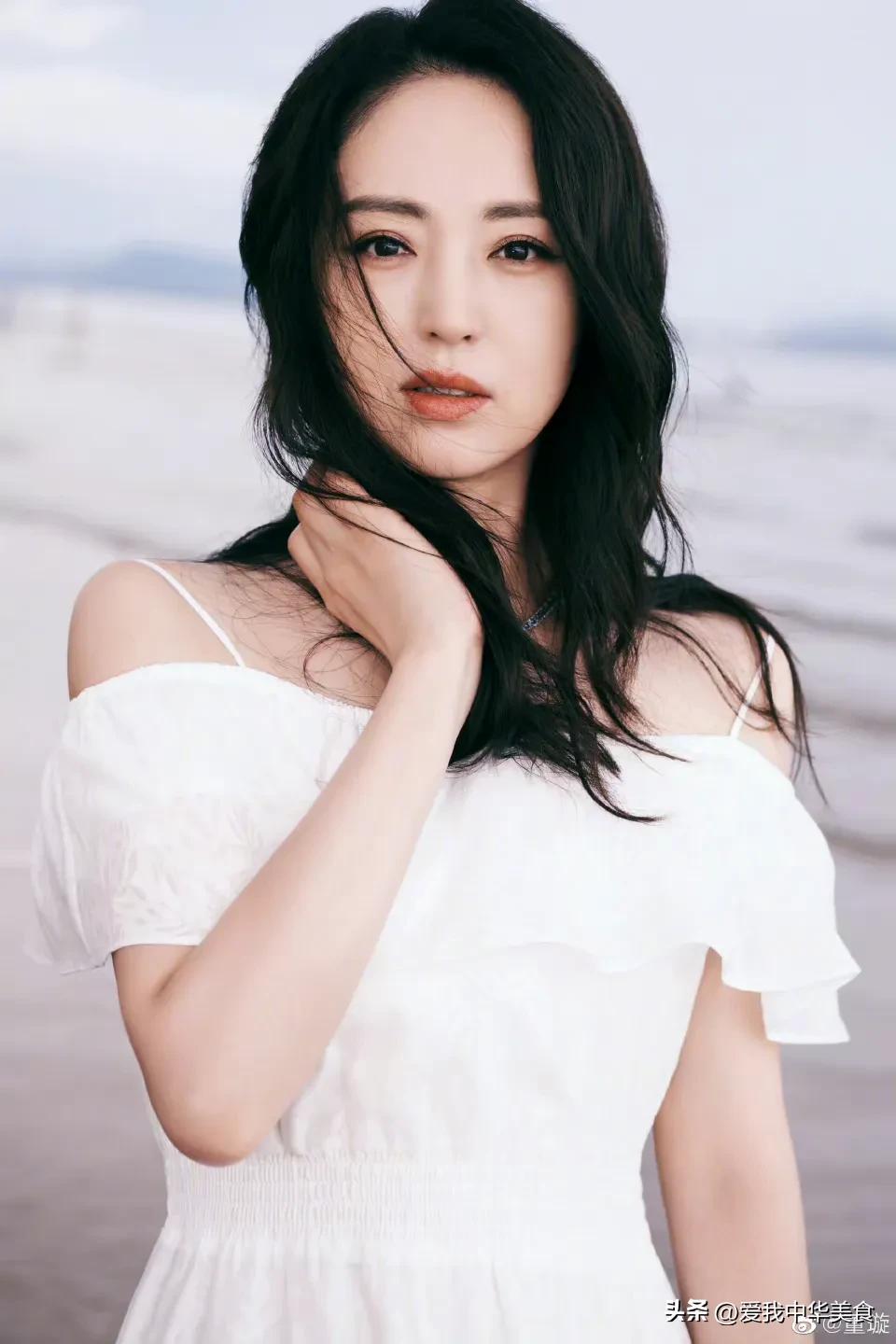 中国时尚性感美女-董璇