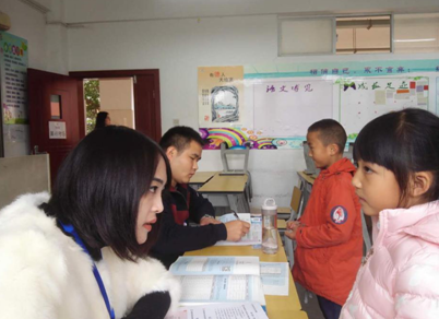 小学生用阿拉伯数字“1—10”写短文，老师却不服输，评语亮了