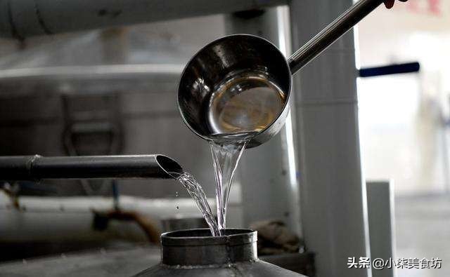 圖片[2]-勾兌酒一定是假酒嗎？ 有這2個標志的才是假酒-起舞食譜網