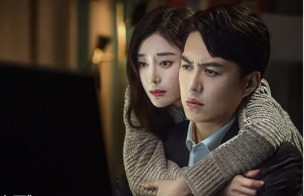 靳东搭档闫妮,演绎援非医疗队故事,撞车《埃博拉前线》被赞