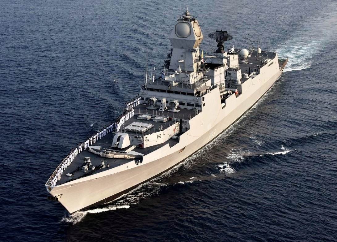 中国排名世界第一的武器(战力世界第一的055大驱，令印度海军畏惧，相比美军军舰如何？)