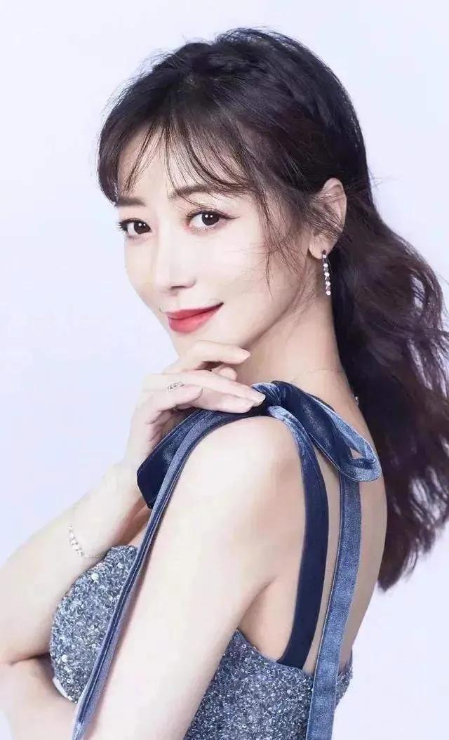 重庆第一美女，这八位重庆女星，个个温柔美丽，知性大方