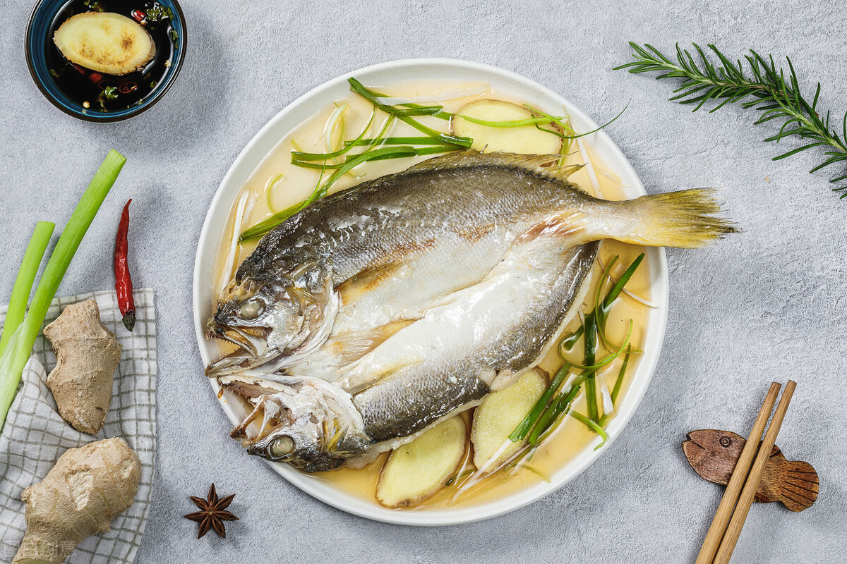 鱼肉是发物，癌症患者一口都不能吃？常吃3种鱼，好处不请自来