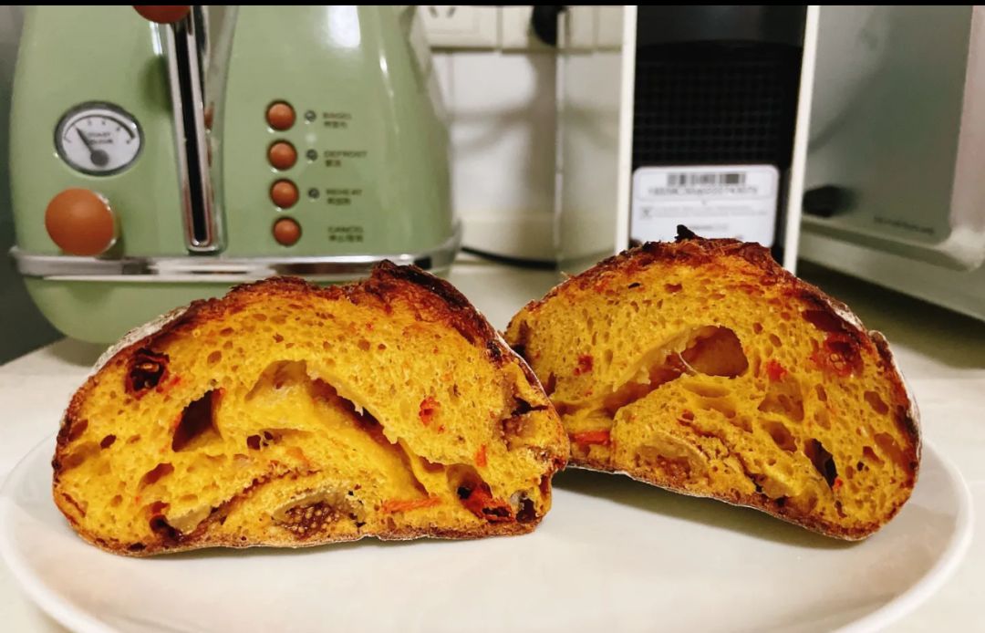 在大学路走走逛逛，尽享“浪漫周末”