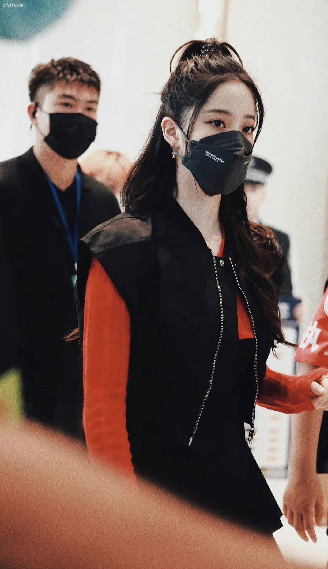 萌探最新嘉宾路透照曝光 欧阳娜娜马丽状态极佳