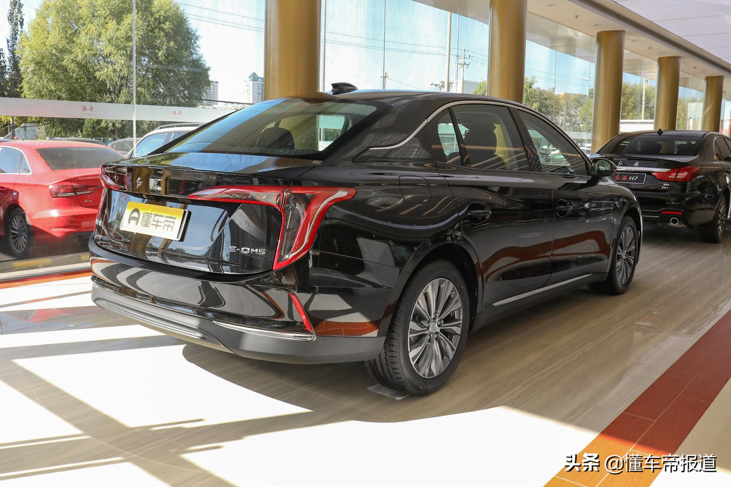 新款红旗10万左右(红旗轿车价格)