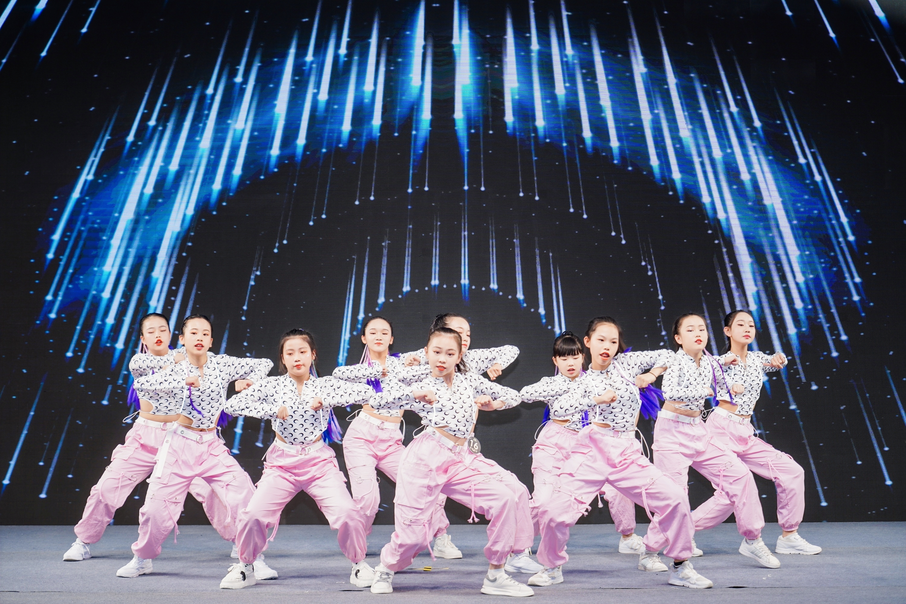 元旦献礼！舞林新生代广州赛区8场海选赛在白云万达成功举办