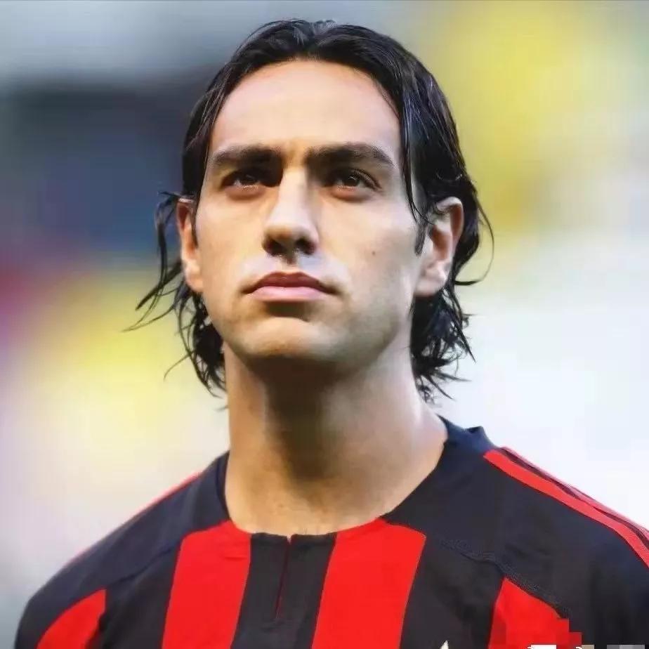 ac米兰球员简介(ac米兰队史最佳50大著名球星)