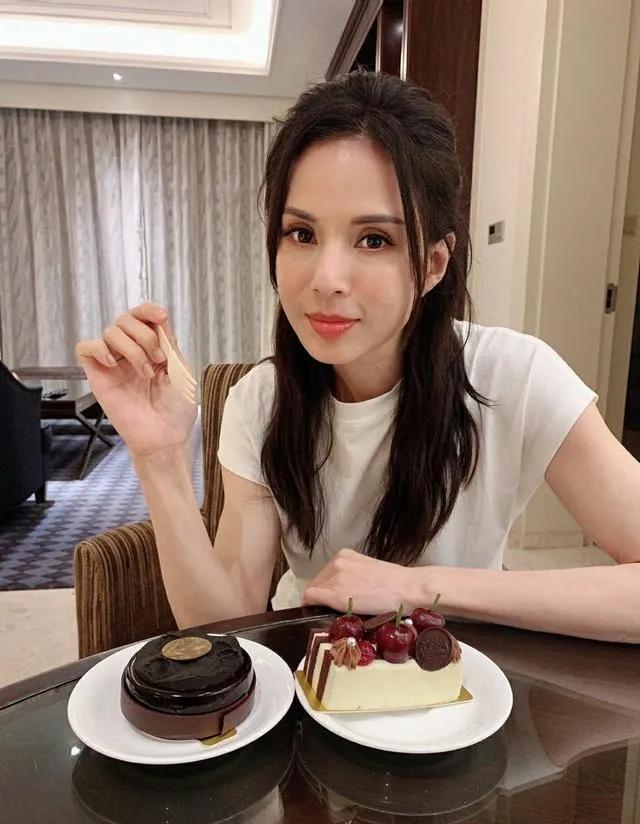 李若彤最美“小龙女”