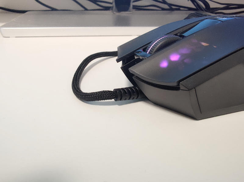 游戏打字最佳“辅助”，血手幽灵RGB轻量化鼠标体验