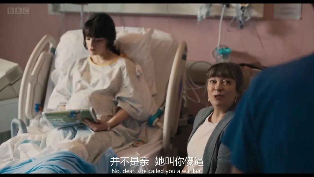 豆瓣9.4、BBC最大尺度的医疗剧，出演了所有社畜的心声