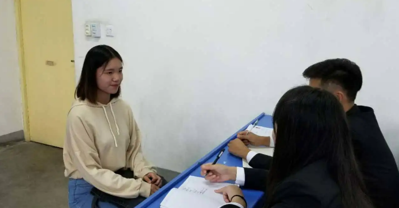 “我是谷爱凌的朋友”，00后的简历过分了，HR却不知道该如何反驳