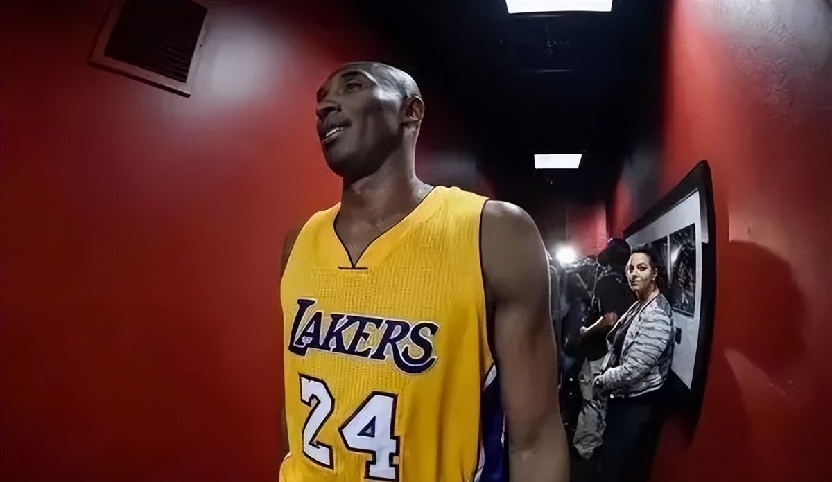 科比退役比赛回放（科比退役六周年，他和那场60分的表演，你还记得吗？）