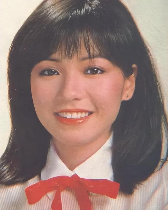 钟楚红:18年前自己一句话如咒语附身!