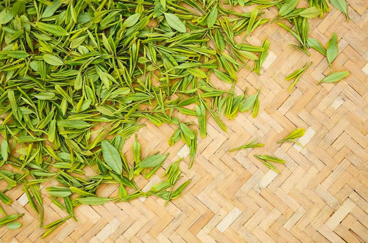 隔夜茶，“毒如蛇”？隔夜茶能喝吗，央视实验告诉你真相