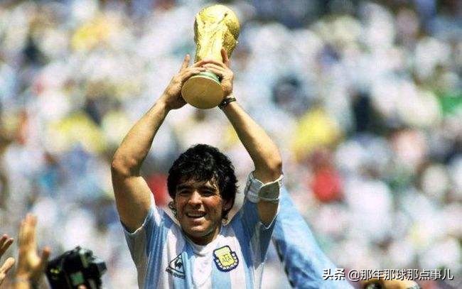 足球最有荣誉的是什么奖杯（足球殿堂的最高荣誉，为什么一定就是大力神杯？）