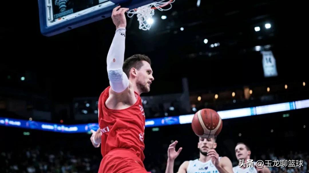 2019世界杯中国男篮对波兰录像（男篮近十年发挥最出色的一场比赛，就是19年世界杯上对阵波兰）-趣拿体育