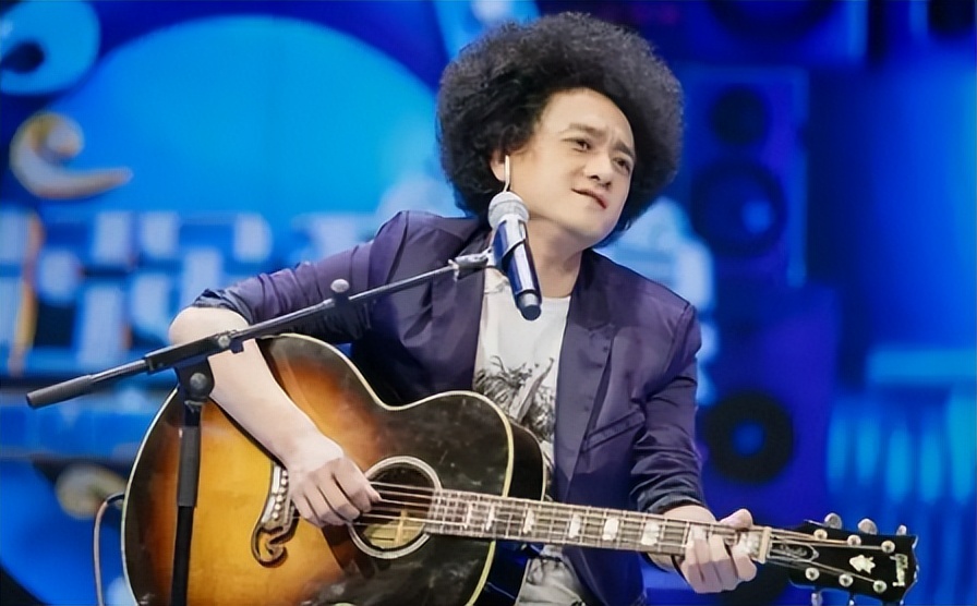 歌比人红的龙套小角色，喜剧天赋不输黄渤，却天妒英才遗憾早逝