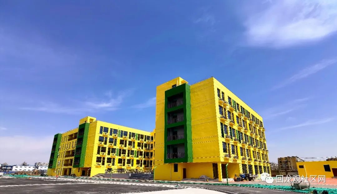 今年9月开学，清华附中昌平学校和首师大育新学校最新消息来了