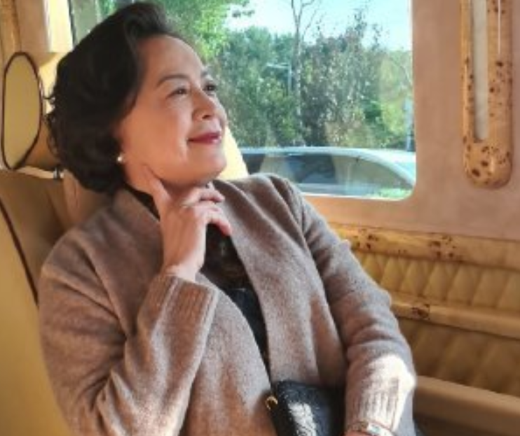 论真正拥有“微笑眼”的奶奶只服这6位，有人83岁还在演戏的路上