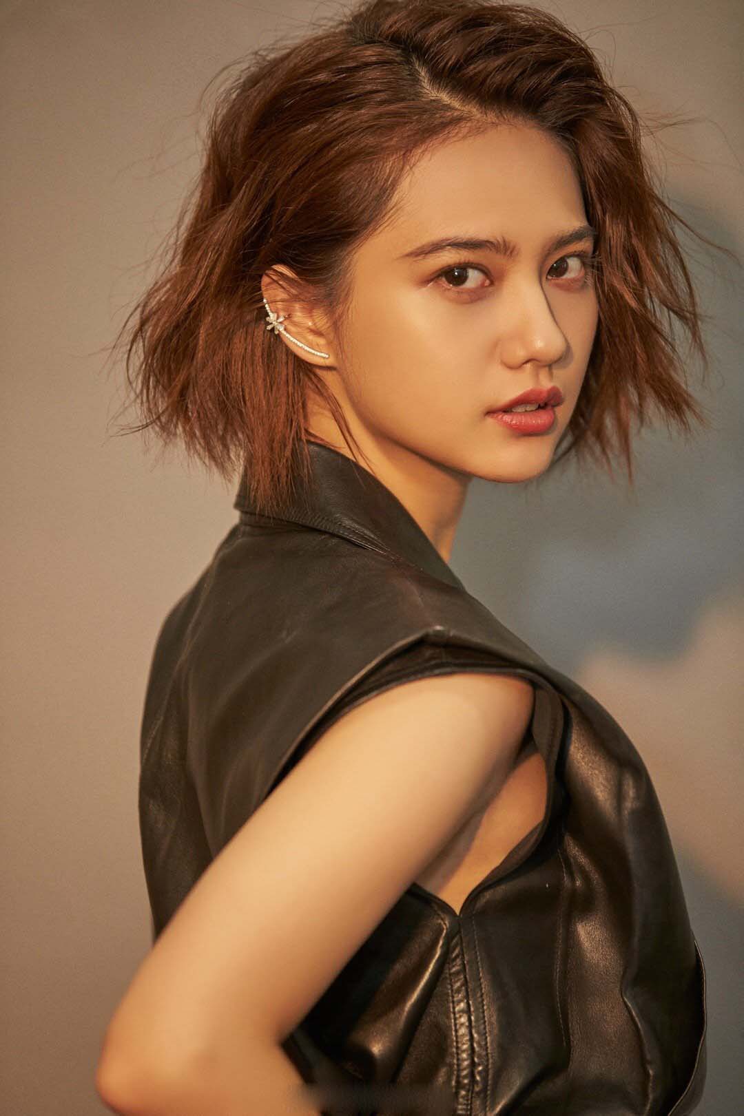 94年北京女演员姜珮瑶,气质清新