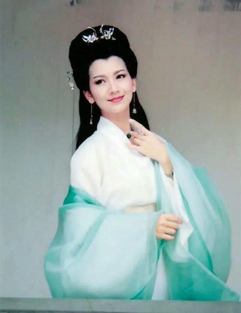 惊艳了时光的15位女港星，张柏芝第9，王祖贤第4，谁是你心中第一