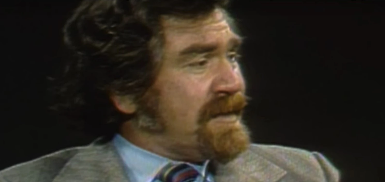 10岁被逼阅遍成人片，参加迷乱派对！美国千金童年惊掉网友下巴