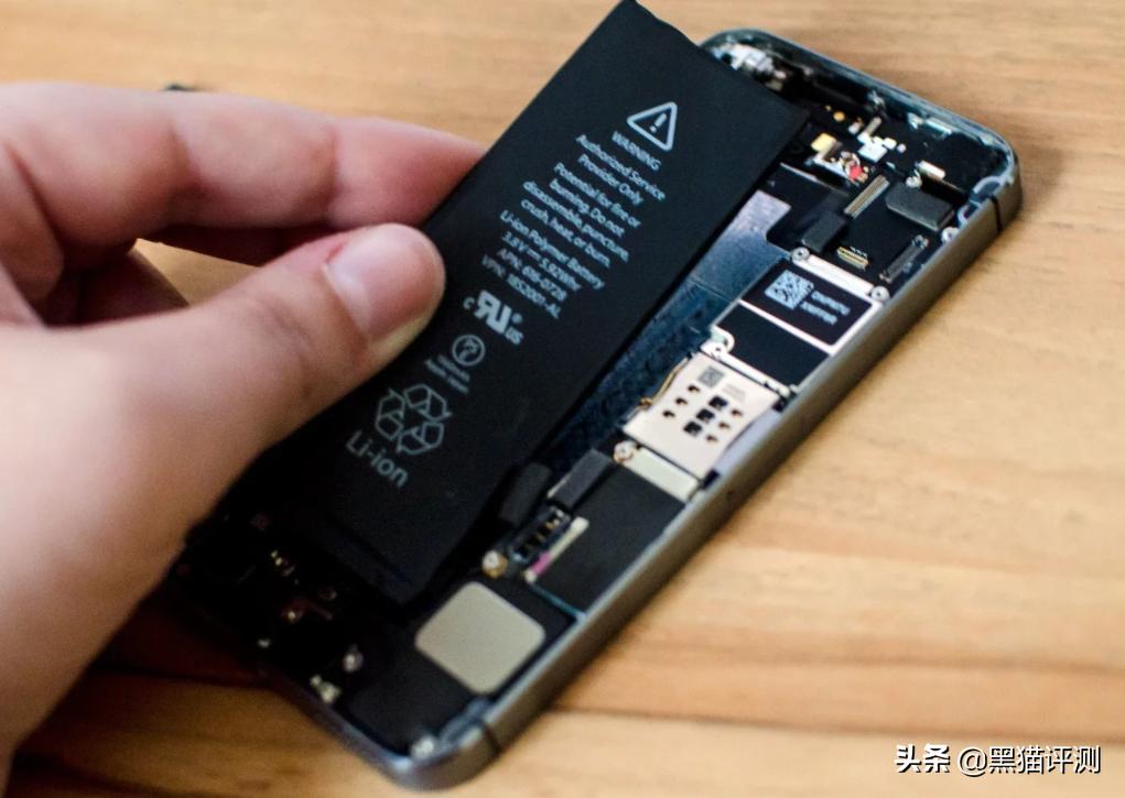 苹果官方换电池多少钱（苹果手机官网更换电池多少钱）