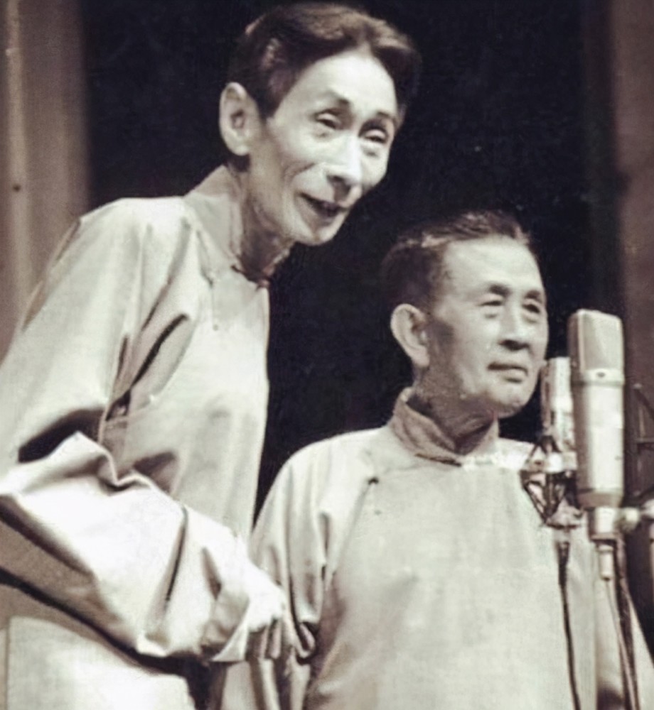 马三立在85年春晚上,为何拒绝跟姜昆握手?多年后少马爷道出实情