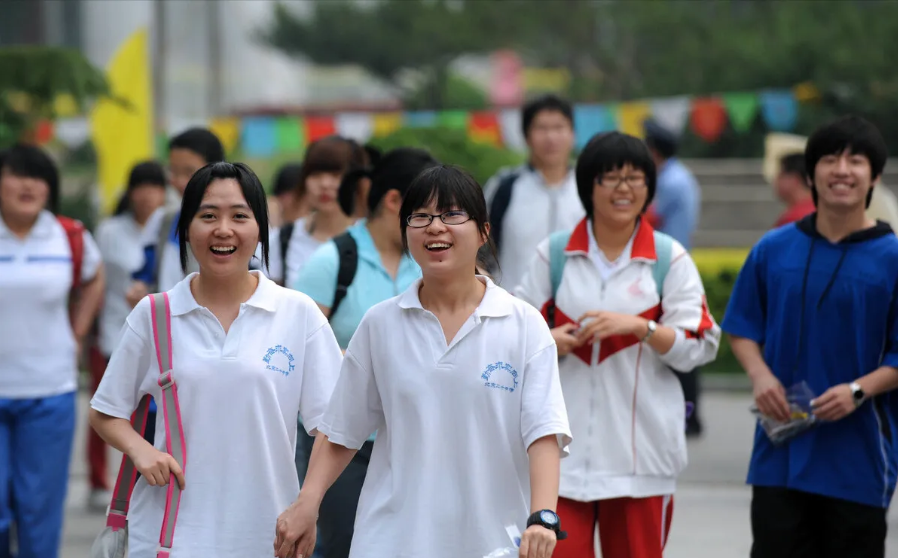 “不要让学生上职高，未来没发展”，资深教师的经验，家长要了解