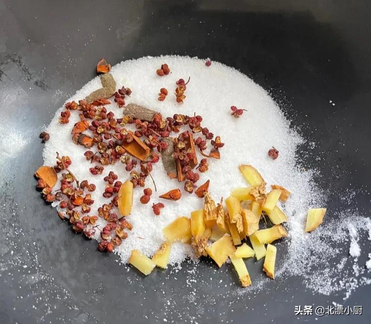 腊肠、腊肉、腊鱼、腊鸭，30年腊货制作配方，色泽透亮，香味足