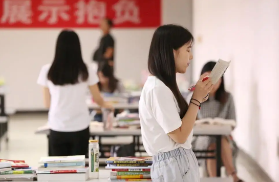 如果重新评选985高校，北邮、央财、上财能上榜吗？现实很骨感