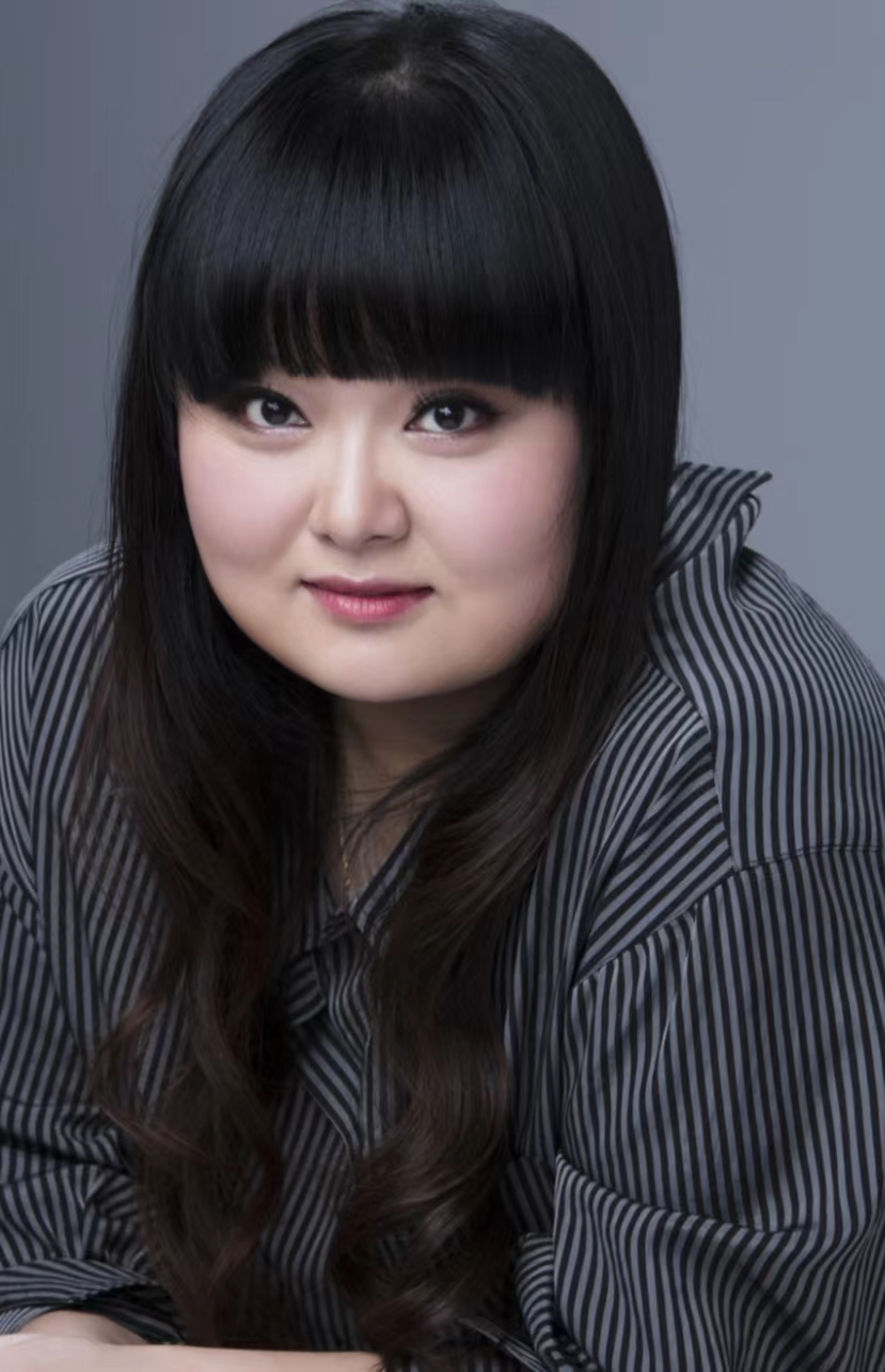 减肥成功!港女星终降至100公斤下,因上下比例失调被质疑有隐疾